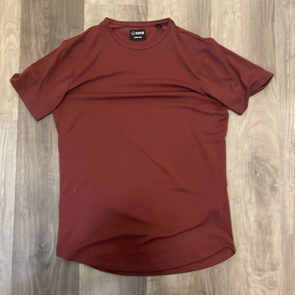 Cuts curve hem shirt